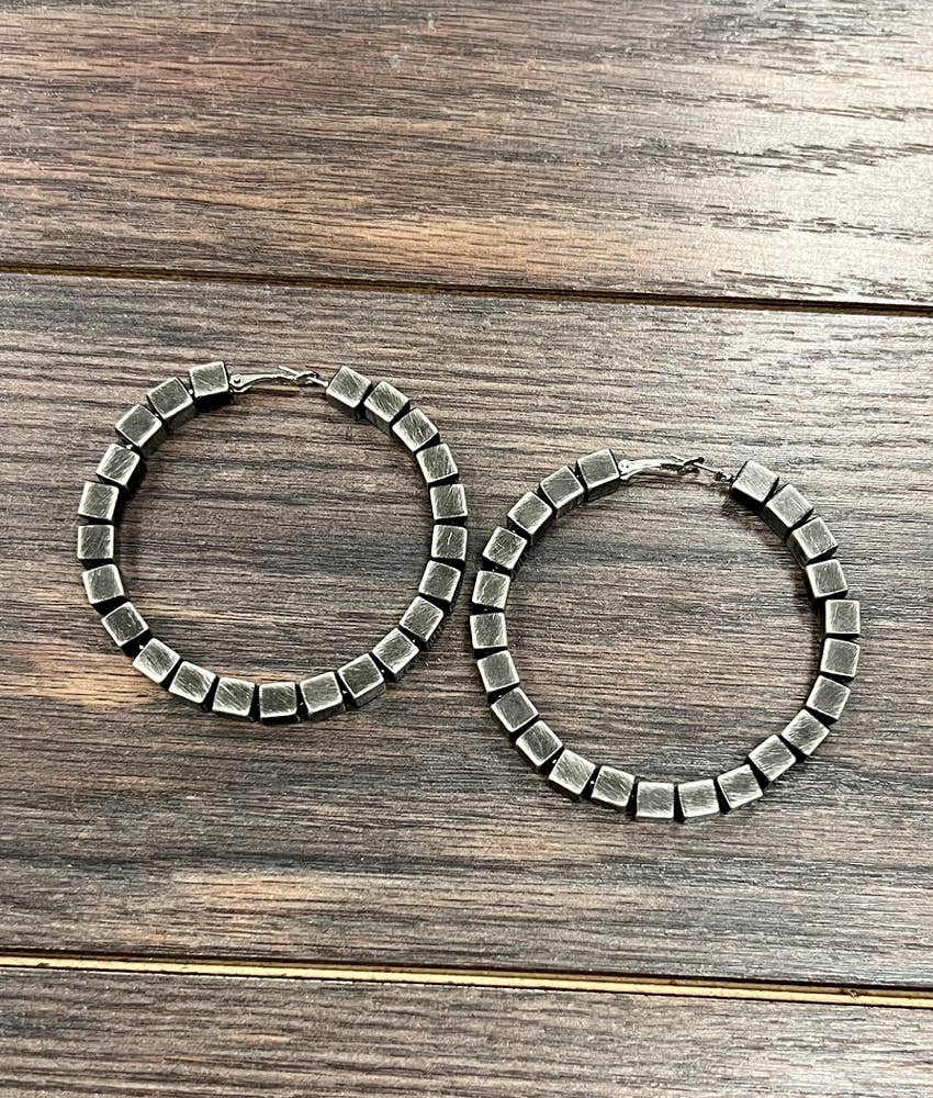 726188, Handmade 6mm Square Navajo Bead Hoop Earrings