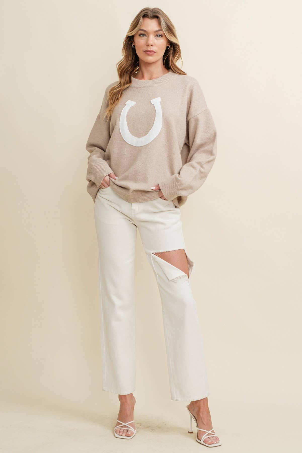 HORSE SHOE PULLOVER SWEATER