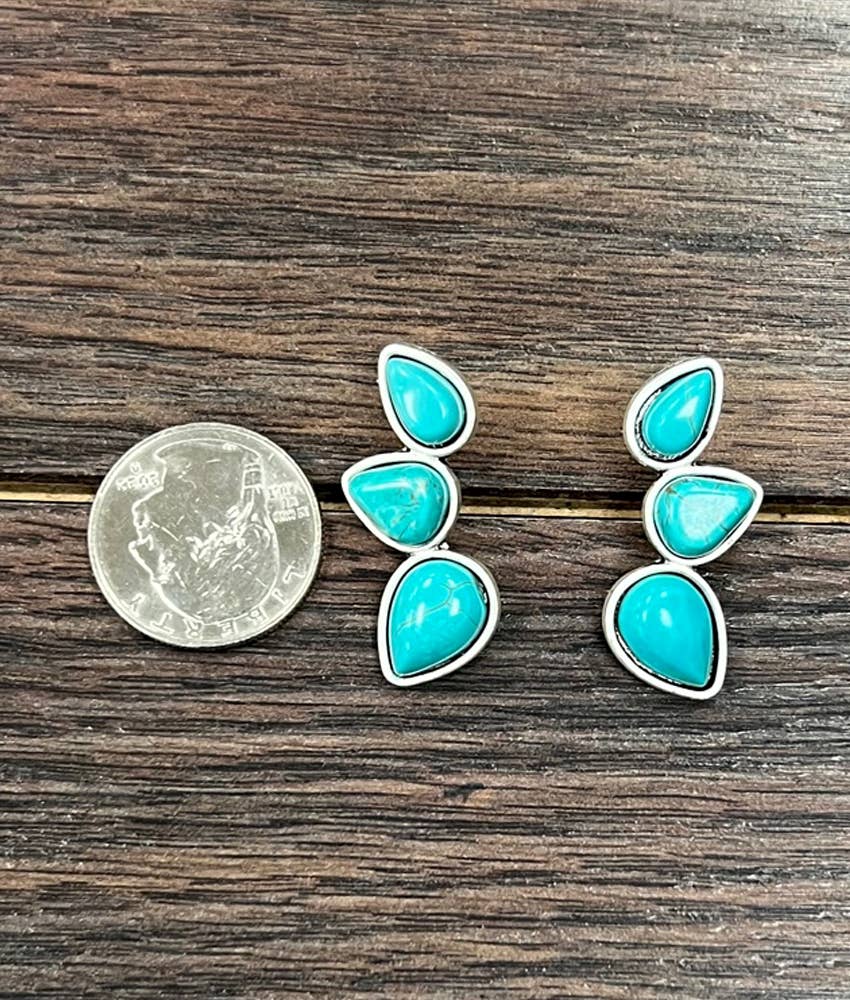 724212, Navajo Turquoise Stud Earrings