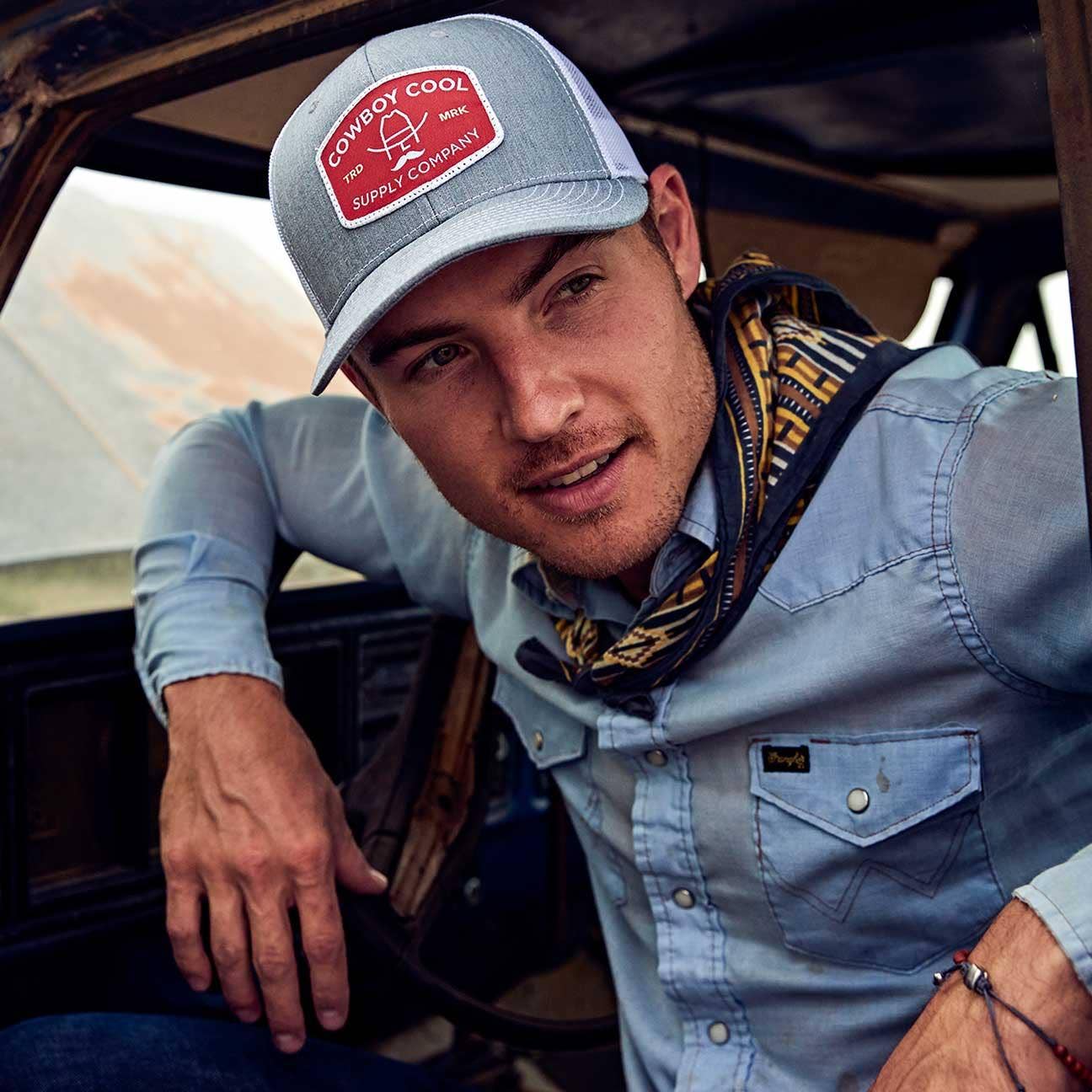 The Buckle Hat - Heather Grey/White Mesh