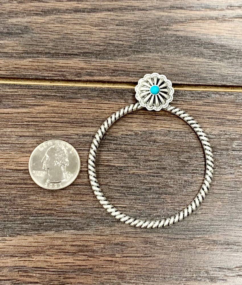 722816, Concho Hoop Stud Earrings